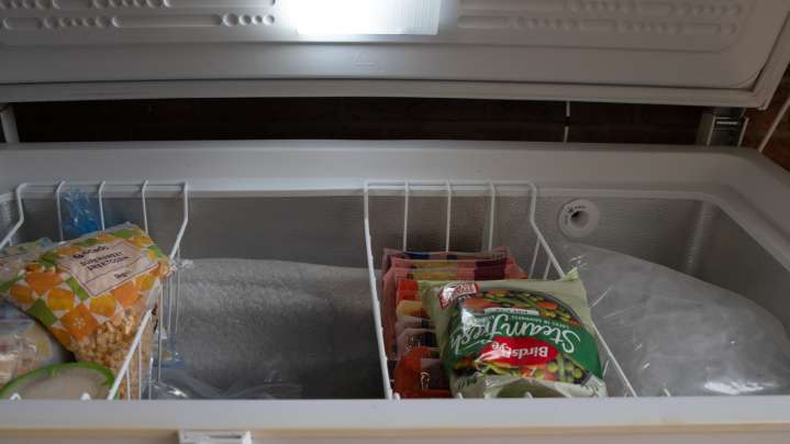 The Smart Tip That Helps Declutter Your Freezer So You Never Have To Hunt For What You Need