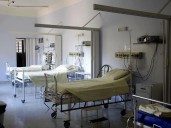 Public hospitals face bed, staff crisis in Karachi