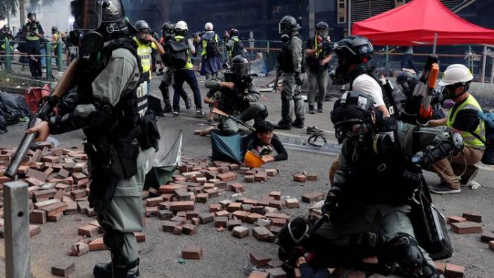 Hong Kong cancels passports of overseas
