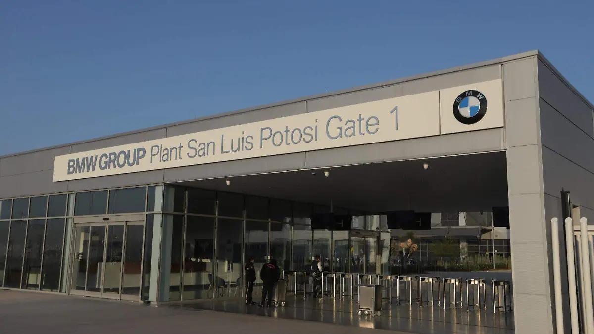 Al menos 5 instituciones educativas tienen convenio con BMW en SLP