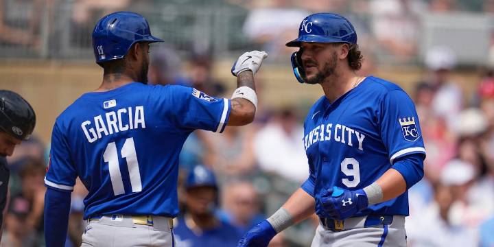 Keaschall hits 2-run homer in 11th as Twins top Royals 5