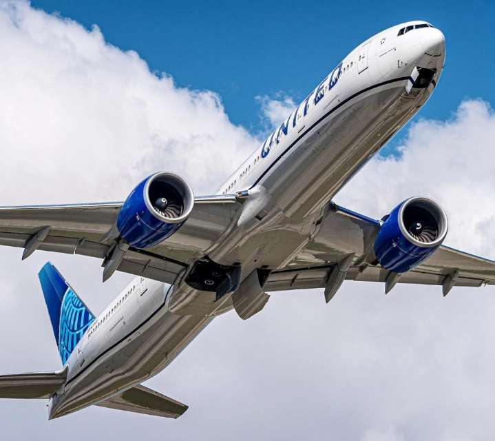 United Airlines suspende vuelos en Estados Unidos, ¿falla o ciberataque?