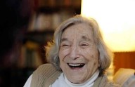 Celebran a la centenaria Margit Frenk