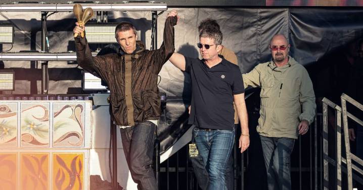 'Magnificent'... Fans' delight as another new live Oasis track released