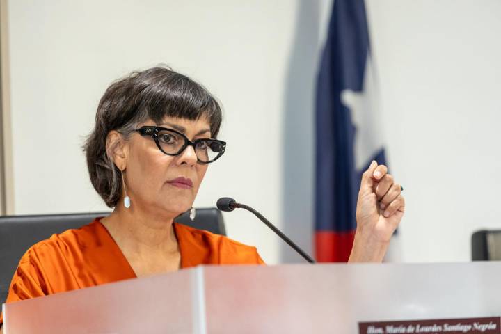 Senadora María de Lourdes Santiago fue operada de emergencia