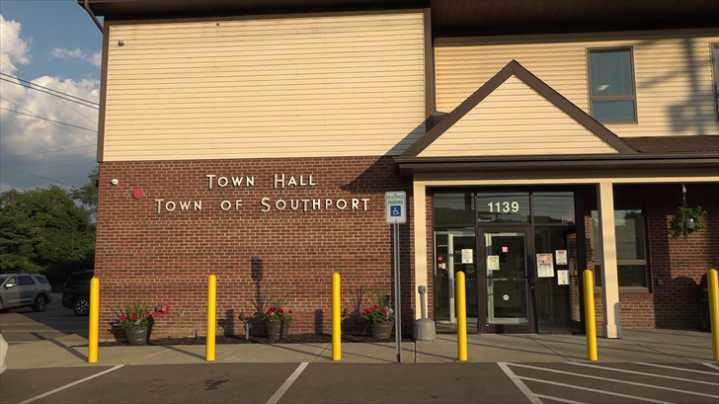 Town of Southport Board Votes to Extend Moratorium on Solar Energy and Energy Storage