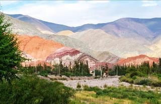 Salta: historia, turismo empanadas y boliche