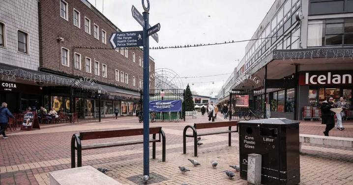 Inside Wythenshaw 'absolute crap' ghost town shopping centre