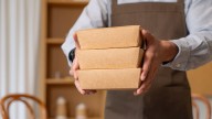 Father and son clash over to-go box etiquette when someone else pays