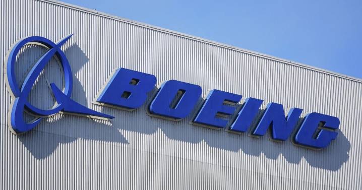 Boeing workers go on strike; Braves win Speedway Classic