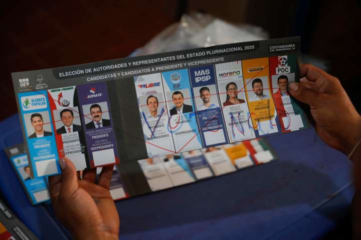 "Nulo, nulo", la constante en el conteo en un centro de votación en región afín a Morales