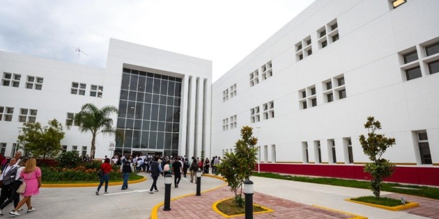 Nuevo Hospital Regional en Tlajomulco beneficiará a 380 mil personas de siete estados