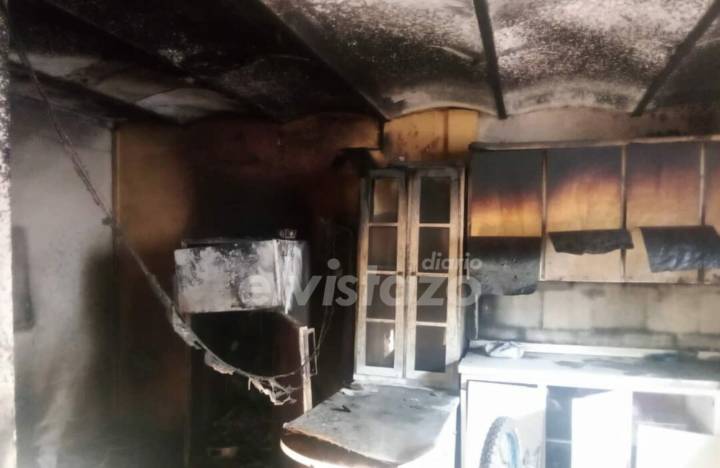Incendio afectó un anexo en el sector Vista al Sol de Guanipa