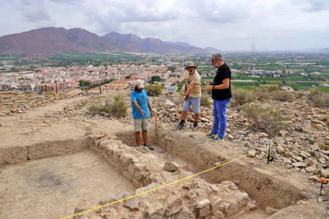 El Ayuntamiento de Santomera y la Asociación Patrimonio impulsan una nueva campaña de excavaciones en la Sierra del Balumba