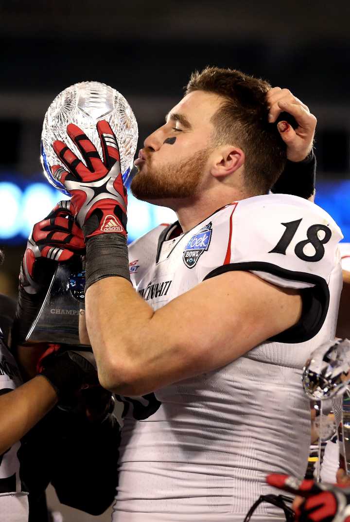 Travis Kelce Responds to Alma Mater's Reaction to Taylor Swift Engagement