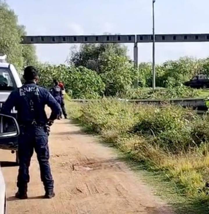 Fue hallado flotando en un canal de agua residual en Tula