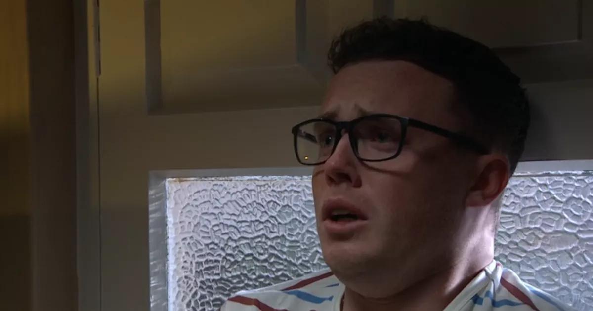 Emmerdale legend 'to return' 31 years after debut to save Vinny Dingle from Mike
