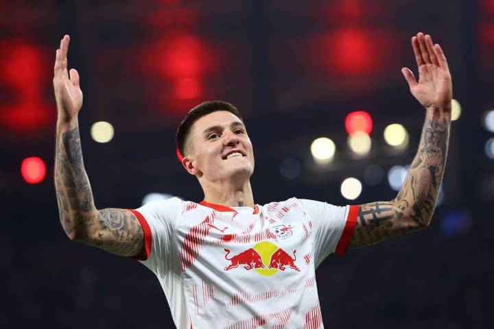 El Manchester United ficha a Sesko por 85 millones