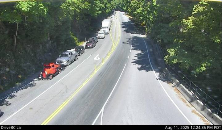 Malahat Highway closed in both directions following multi