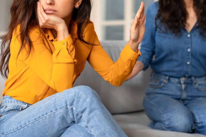 Woman Says Her Friend Is Pushing to Find Out Her Budget for a House