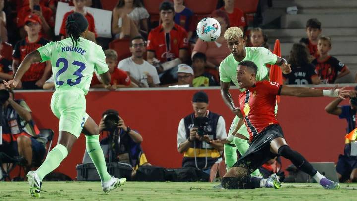 "La última vez que ganó fue gracias a un mago venezolano": prensa española se rinde ante exfigura de La Vinotinto tras debut del Barcelona en LaLiga