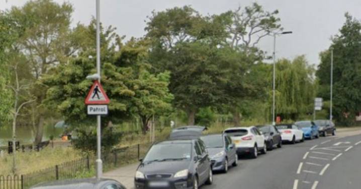 Portsmouth manhunt launched as girl, 15, 'grabbed' by man walking through field
