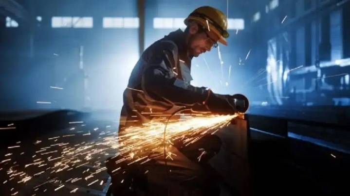 Eduardo Coria Lahoz: “Entre marzo y junio, hubo una caída en la mayoría de los indicadores del sector industrial”