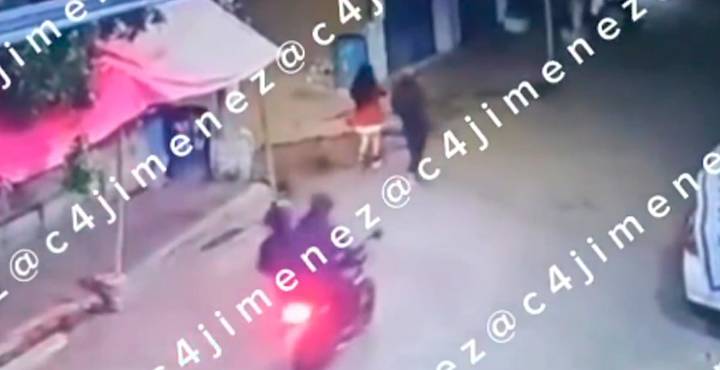 Asesinan a joven en cita con su vecina; acusan que ella "lo puso", en CDMX