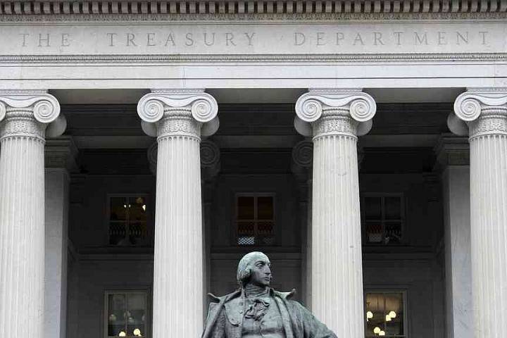 UCA professor weighs in on continued growth of federal deficit despite increased tariff collections