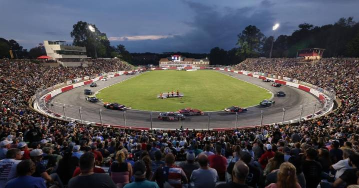 A beginner's guide to Bowman Gray Stadium races