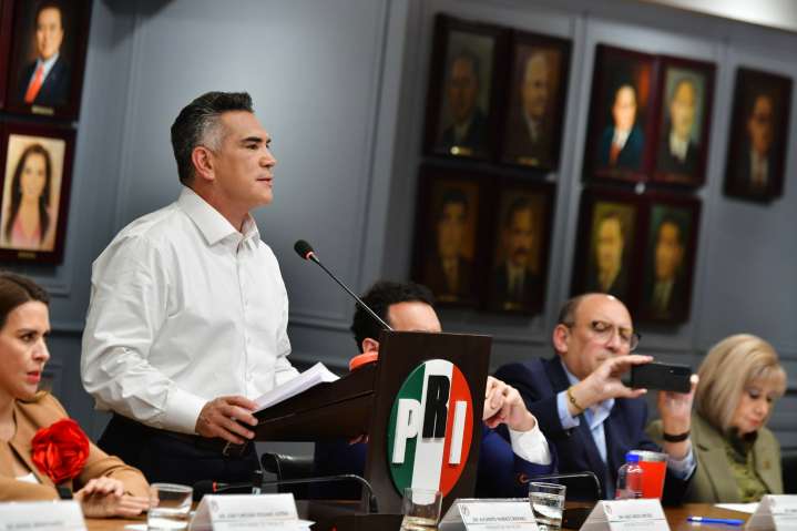 Tras pleito en el Senado, ‘Alito’ denuncia ante la FGR a Noroña y a su colaborador por amenazas