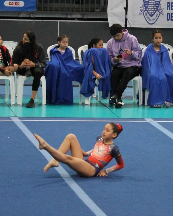 JUVENTUD EN PODIO