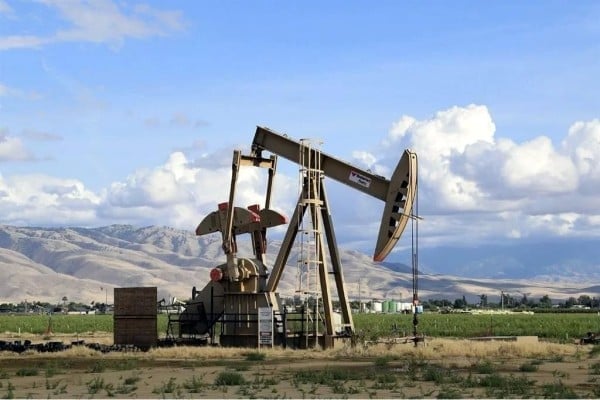 Liberan por mandato permisos energéticos