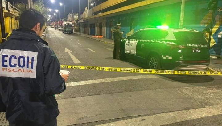 Hombre murió apuñalado frente a la Seremi de Salud de Arica y Parinacota: recibió 5 heridas en zona torácica