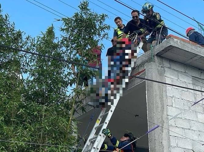 Se electrocuta un hombre al instalar un boiler solar
