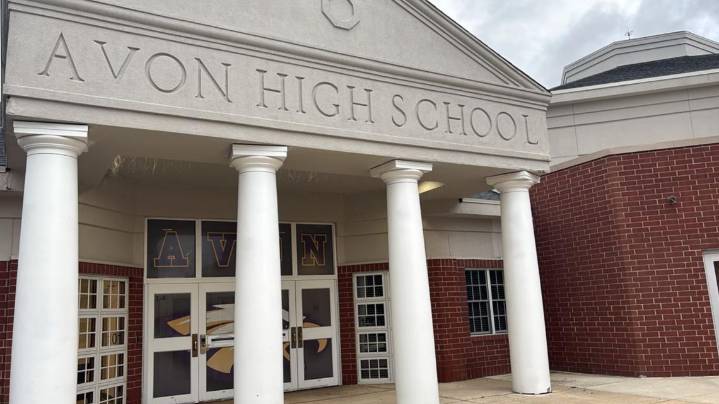 Avon High School resumes classes after carbon monoxide alarm prompts evacuation