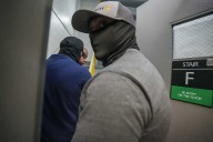 ICE en los tribunales: Indignación en Nueva York por detención de niña de 7 años de Queens y su familia en corte de inmigración