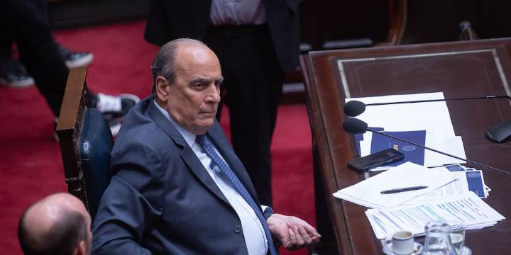 Guillermo Francos rechazó que el Gobierno esté detrás de la filtración de audios y denunció una operación política