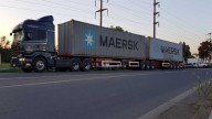 El Gobierno autorizó la libre circulación de camiones bitrenes y recibió críticas: "Más toneladas en rutas que Nación tiene abandonadas"