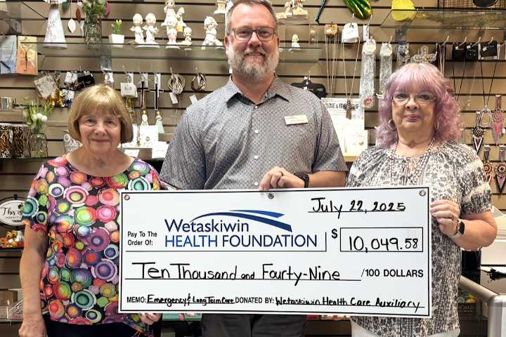 Wetaskiwin Health Foundation purchases two pieces of equipment