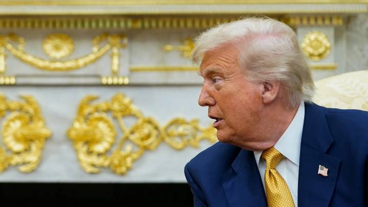 Trump accuses banks of political discrimination. Here’s what to know