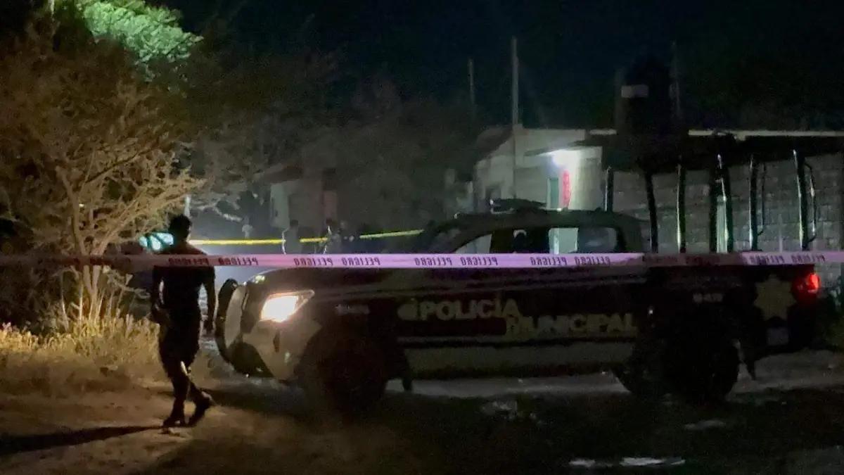 Asesinan en ataque directo a mujer y hombre en moto en la Texmelucan