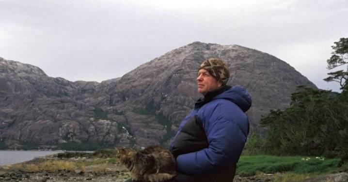 La historia del hombre que sobrevivió solo con su gato en la Patagonia chilena