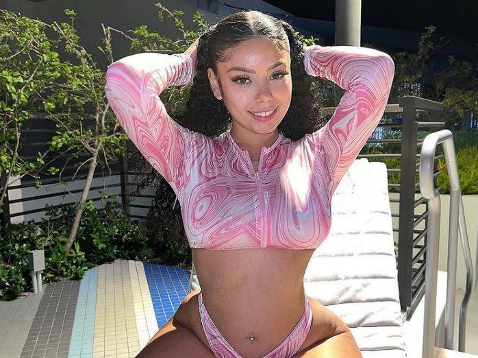 Murió a los 24 años Lina Bina, estrella de OnlyFans que pasaba un mal momento