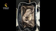 Detenido en el aeropuerto de Sevilla por llevar 2,5 kilos de cocaína en su maleta