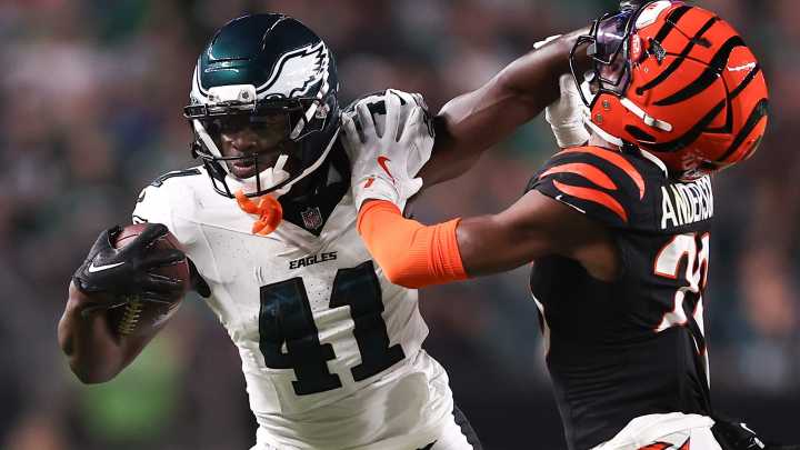 Eagles 53-man roster projection 2.0: Surprising rookie WR makes big push