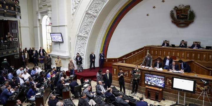 Purga chavista: el Parlamento afín a Maduro allanó la inmunidad a un diputado oficialista por “vínculos con el narcotráfico”