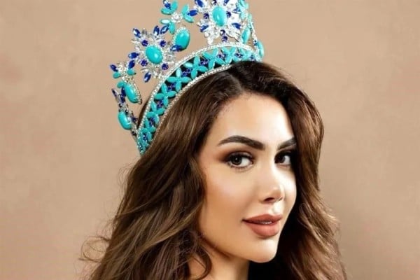 Retienen a Miss Guerrero; hallan arma a acompañante