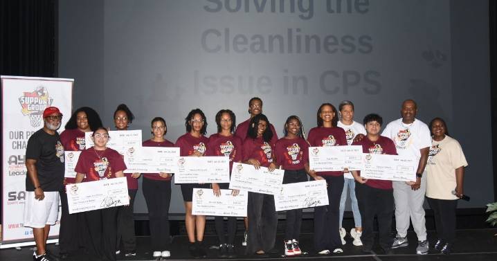 Tim Hardaway Sr. and The Support Group award scholarships and promote youth leadership
