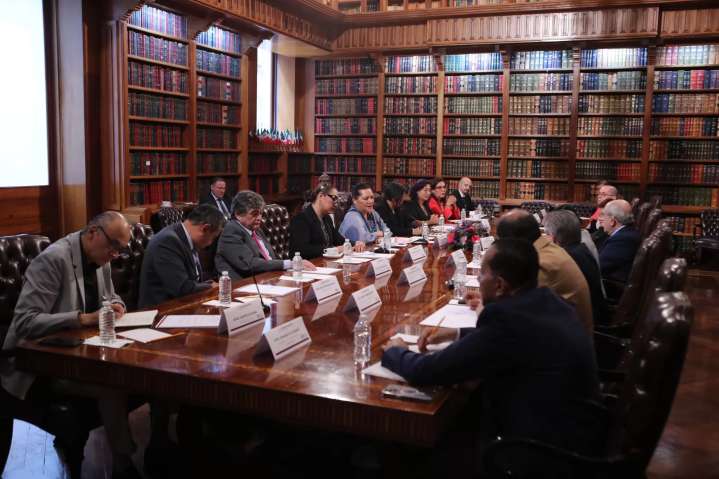 Comisión Presidencial e INE acuerdan grupo permanente para dar seguimiento a la reforma electoral